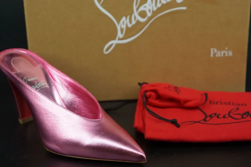 Christian Louboutin Veryvee Metallic Pink Backless Slide Mule Sandal SZ 36.5 NIB